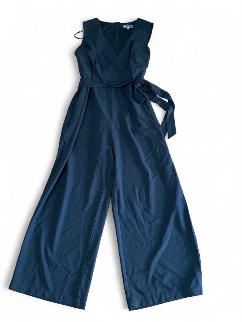 Donna Ricco Black Sleeveless V-Neck Wide-Leg Jumpsuit with Tie Waist